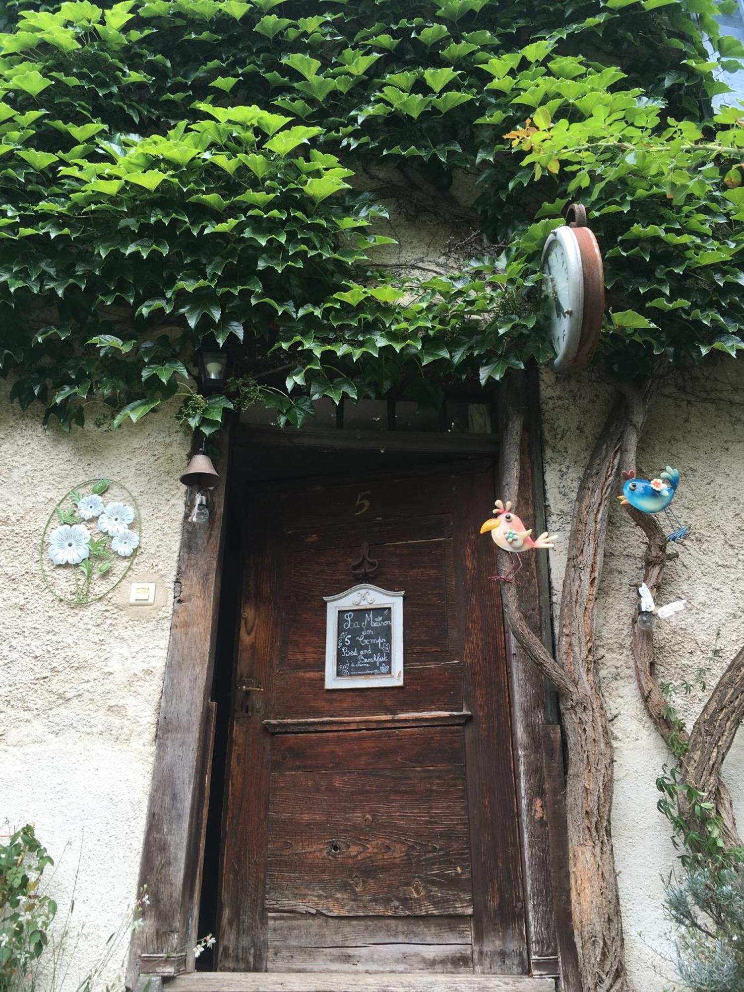 B&B De Charme La Maison Des 5 Temps Ferrette Quarto foto